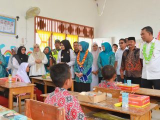 Pj Bupati bersama Ketua Forikan Dukung program pemberian Makan Siang Bergizi Gratis Untuk Murid SD