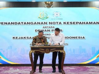 Dukung Penegakkan Hukum Serta Kebebasan Pers Kejaksaan RI dan Dewan Pers Teken MoU