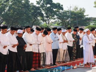 Karhutla Meluas, Pemerintah Aceh Barat Shalat Sunnah Istisqa