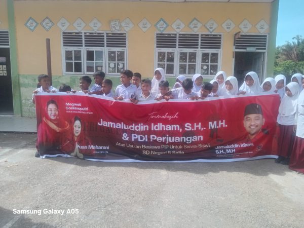 Jamaluddin Idham Salurkan Ribuan Beasiswa PIP Tahap I Tahun 2026