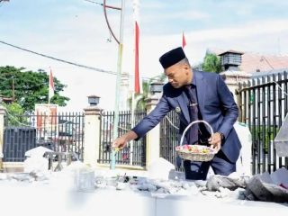 Bupati Safaruddin Bersama Forkompimda Ziarah Ke Makam Teuku Peukan Abdya