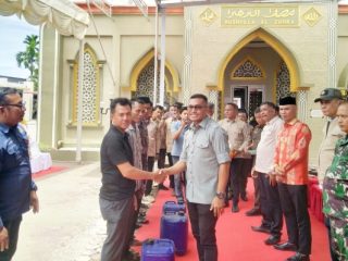 Bupati Safaruddin Salurkan Bantuan Pupuk Cair Dari TMI Aceh Kepada 33 Koptan di Abdya